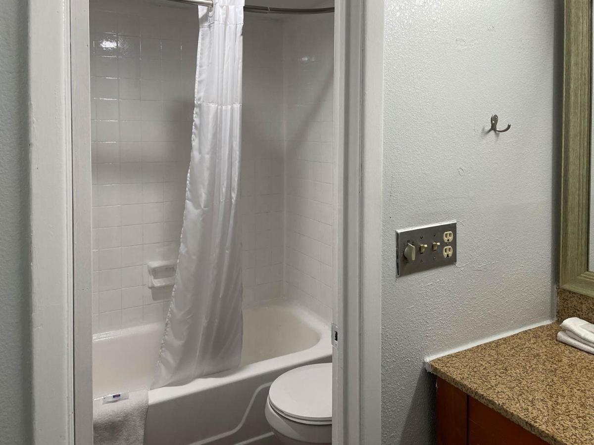 Suites Wytheville Va Kültér fotó